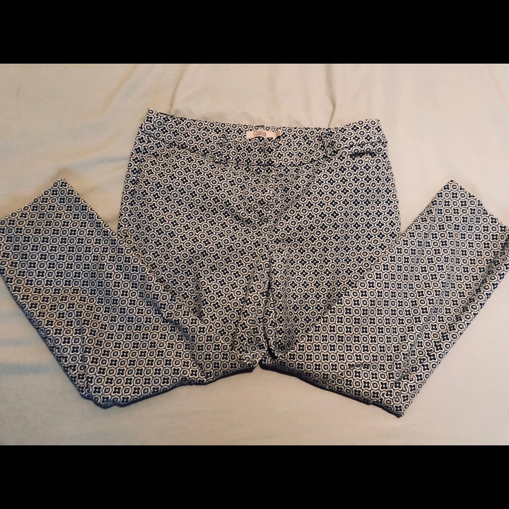 💙 Cropped blue patterned pants 💙
